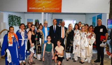 Cumhurbaşkanı Tatar, Güzelyurt Portakal Festivali’ni izledi