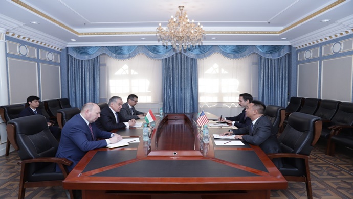 Meeting of Foreign Minister with US Ambassador