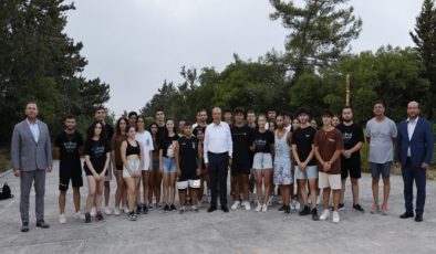 Cumhurbaşkanı Ersin Tatar, Kantara Gençlik Kampı’nı ziyaret etti