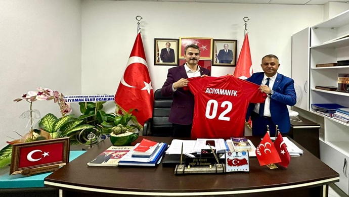 ACIYAMAN SPOR KULÜBU MHP İL BAŞKANLIĞINI ZİYARET ETTİ