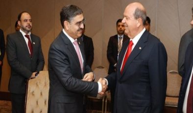 Cumhurbaşkanı Ersin Tatar, Özbekistan’da, Pakistan Başbakanı Anvarul Hak Kakar ile görüştü